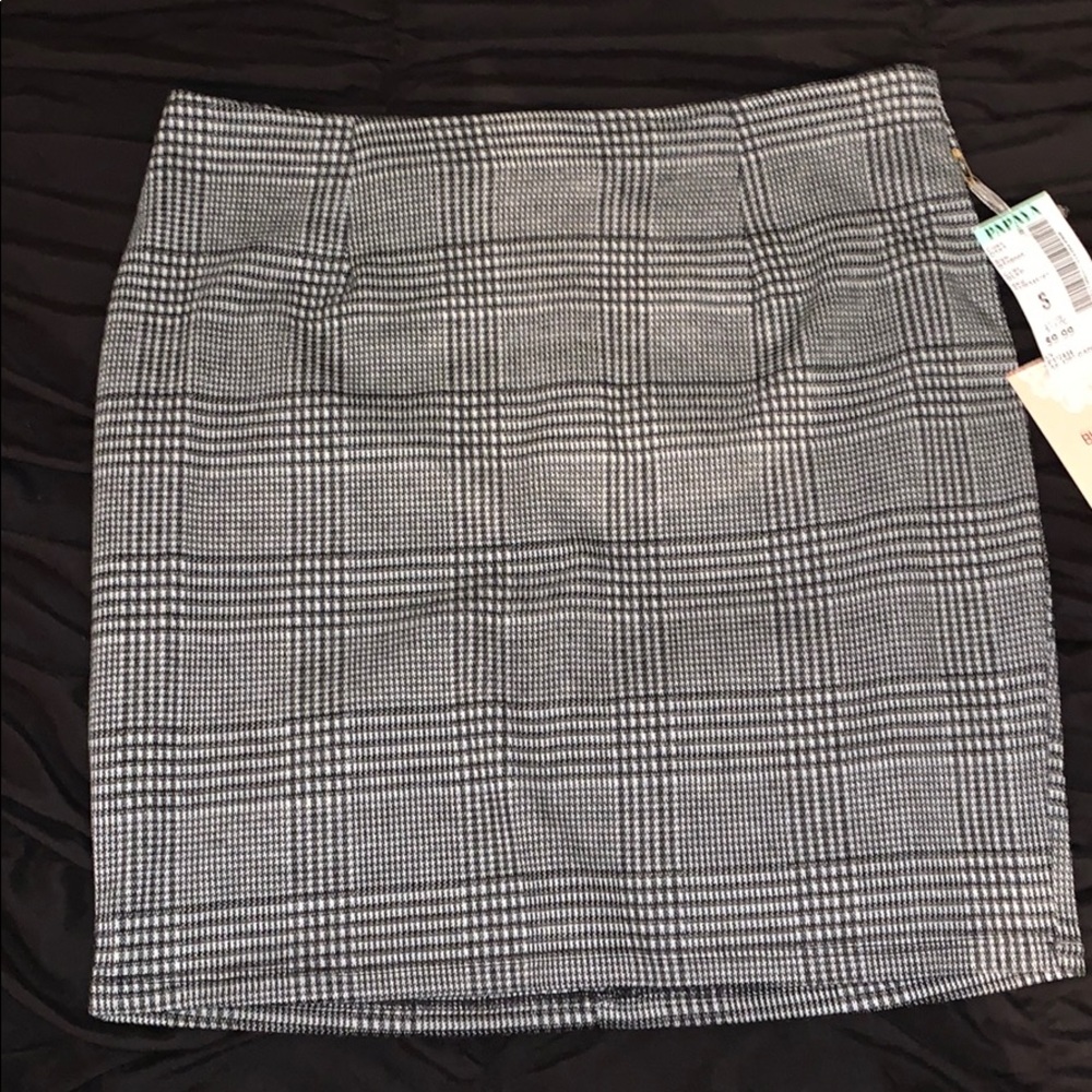 Brand new plaid small Papaya skirt